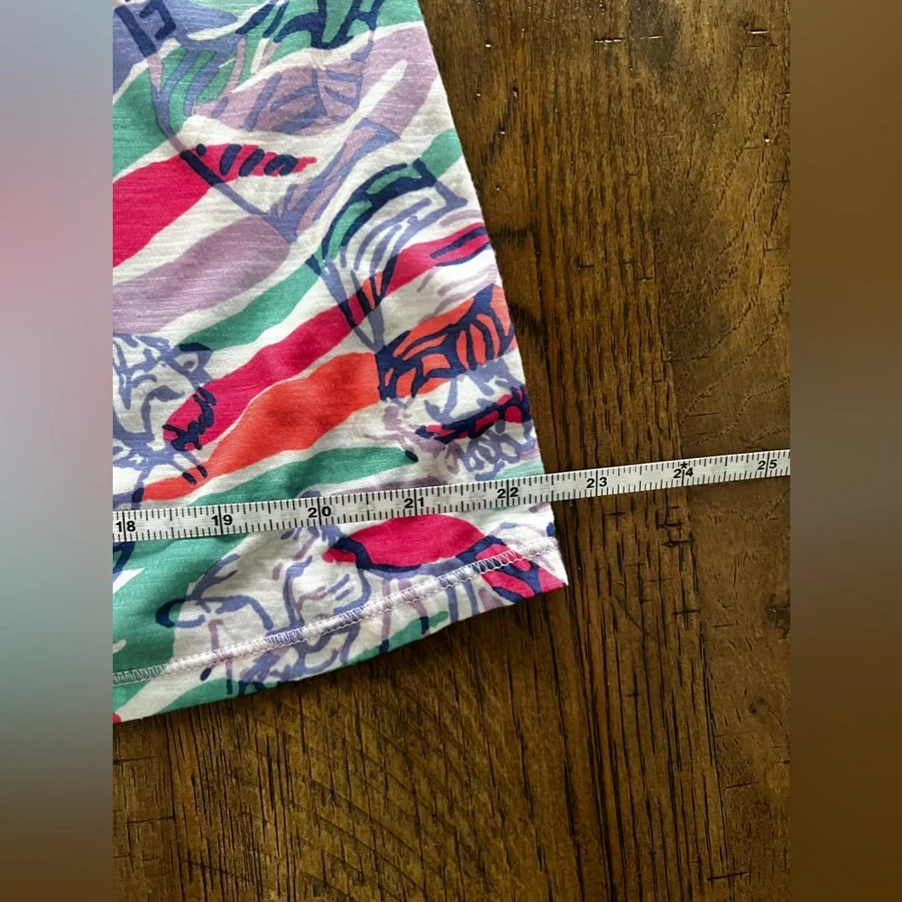 Lilly Pulitzer Racerback tee shirt animal print multi colored size medium - Picture 7 of 14
